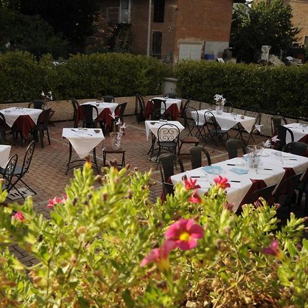 Lippo Hotel Emi מראה חיצוני תמונה